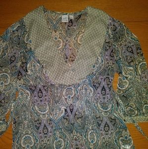 Blouse- ties in back